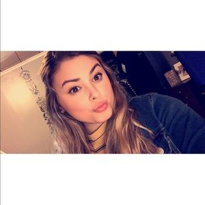 Meet your Posher, Abby